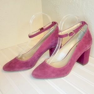 White House Black Market 2-tone Fuchsia (pink) heels